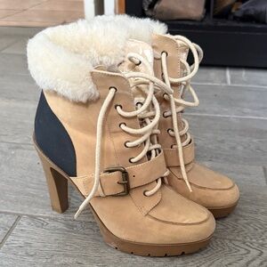 Women's Tan and Black Lace-Up Ankle Boots